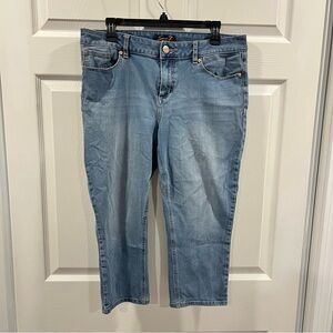 Seven7 Cropped Women’s Capri Jeans Light Wash Denim Mid Rise Size 14